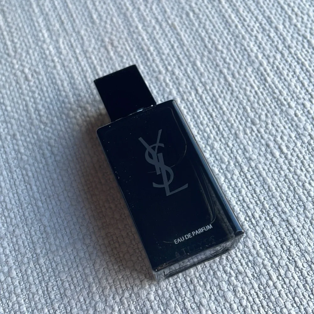 Yves Saint Laurent MYSLF collectible miniature - Picture 8 of 8